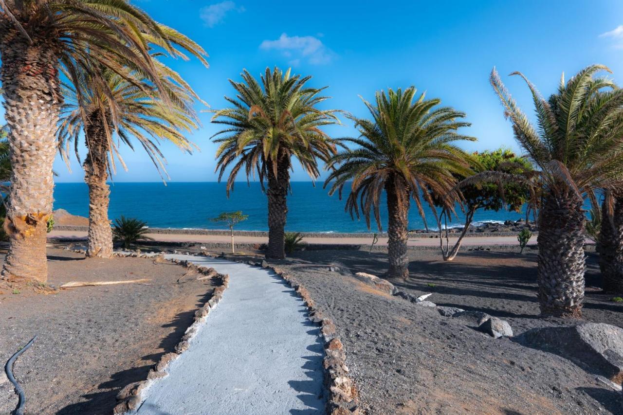 Luxury Casa Playa Roca Bord De Mer Costa Teguise Buitenkant foto